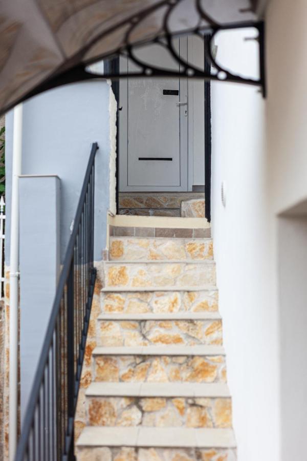 시베니크 Andriana House 빌라 외부 사진
