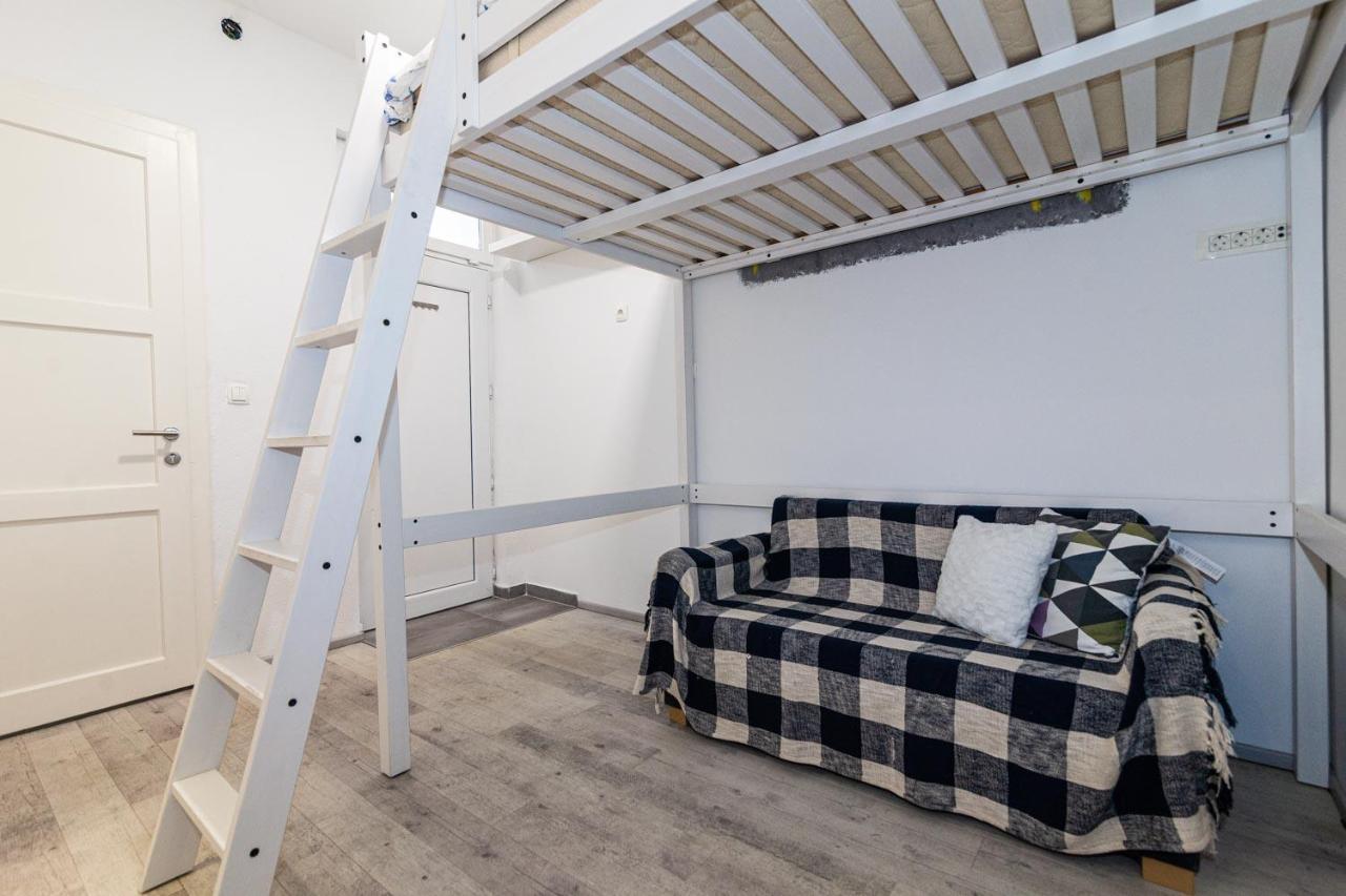 시베니크 Andriana House 빌라 외부 사진